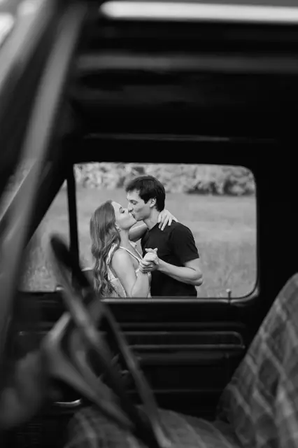 A wedding at The Valley Venues, The Grounds, photographed by Kaleigh Reichard Photography