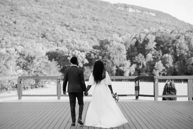 A wedding at The Valley Venues, Lookout Deck, photographed by Kaleigh Reichard Photography