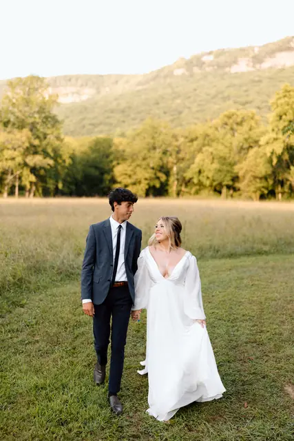 A wedding at The Valley Venues, The Valley, photographed by Kaleigh Reichard Photography