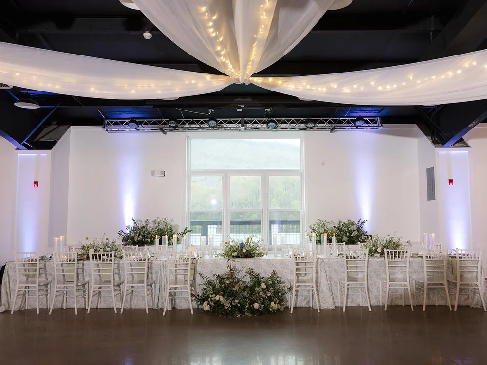 The head table under the drapery