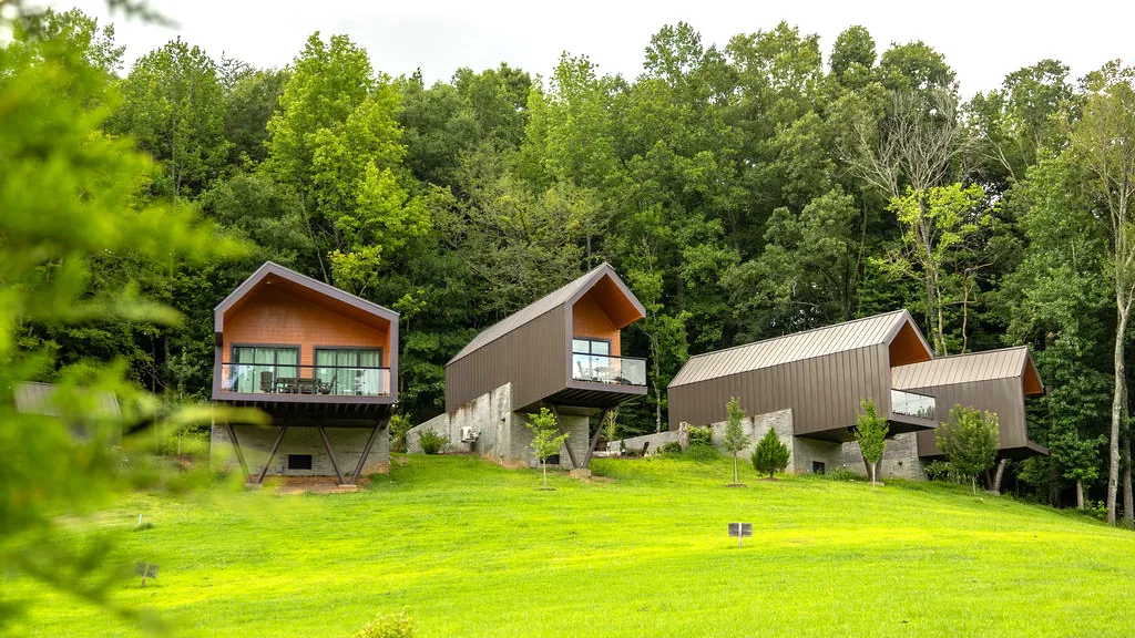 The cottages of Overlook Village along the hillside